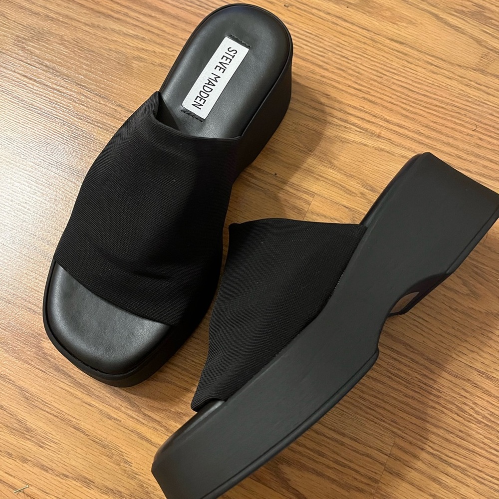 Steve Madden Sandals